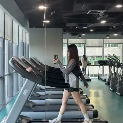 蒋鹏